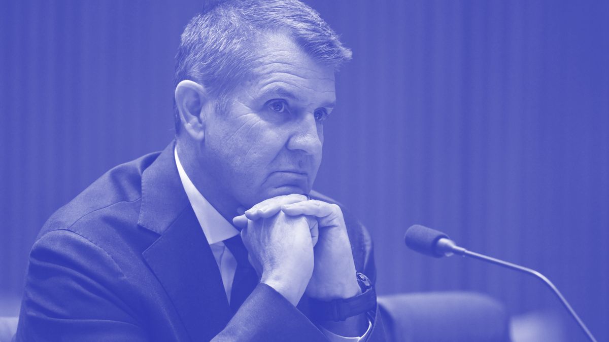 Mike Baird turns up the heat on KPMG chair