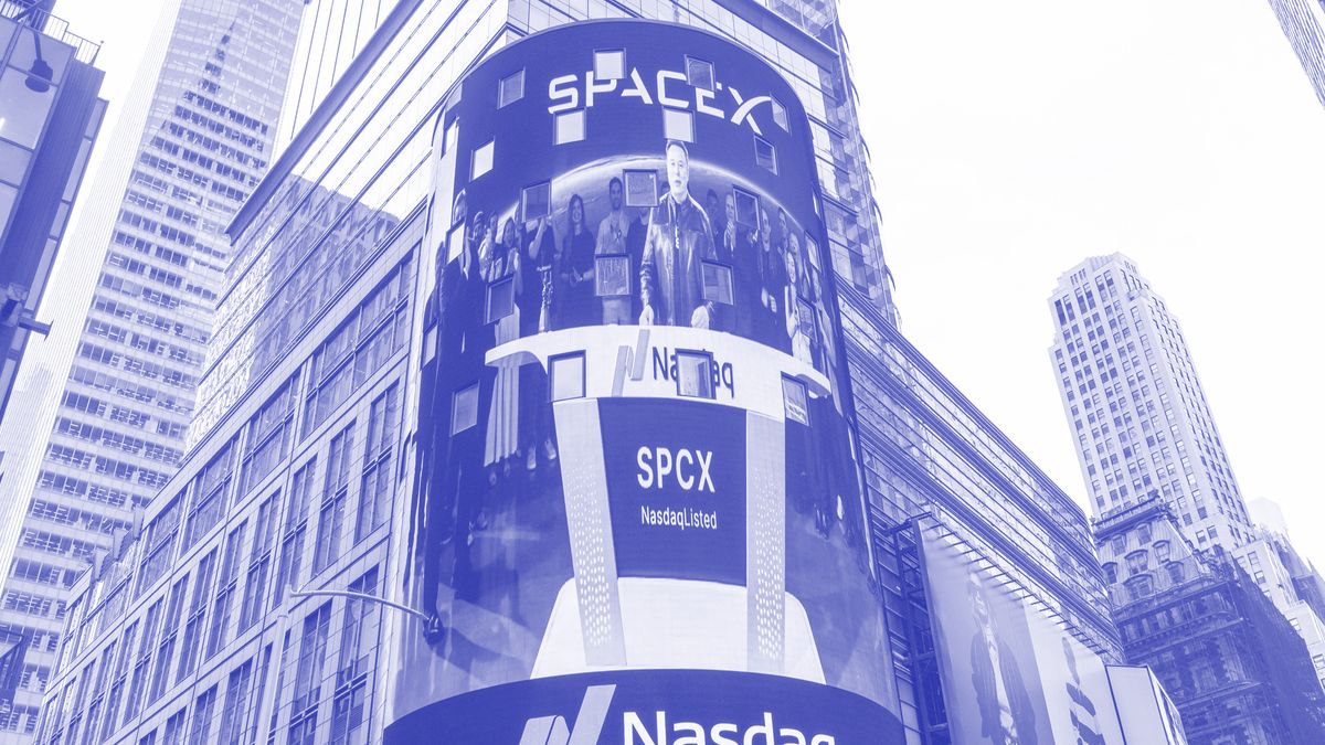 Wall St banks gush over SpaceX but stock won't fly