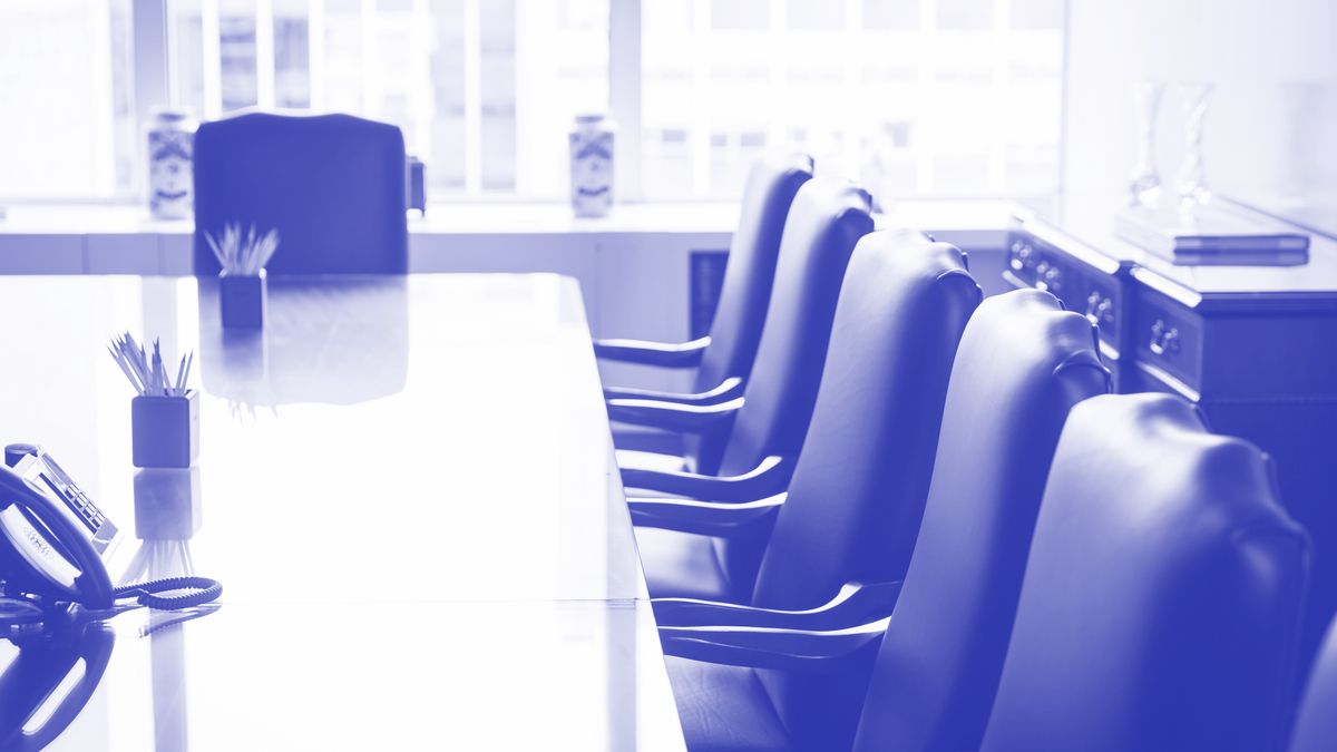 Accent Group director Michael Hapgood leaves amid takeover defence, ASIC investigation